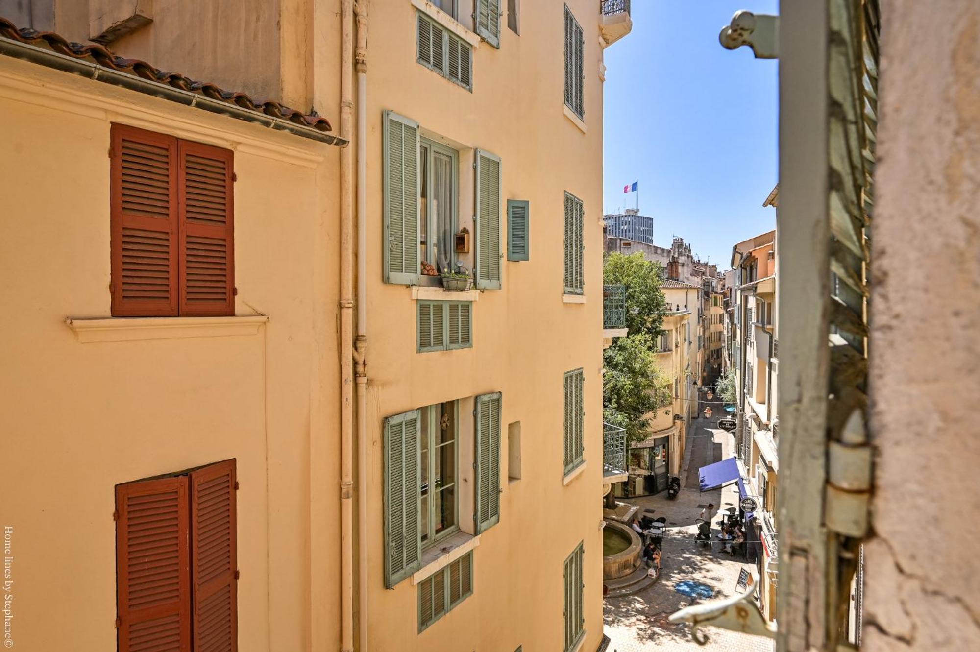 Appartement Lumineux T3 Refait A Neuf Dans Le Vieux Centre *